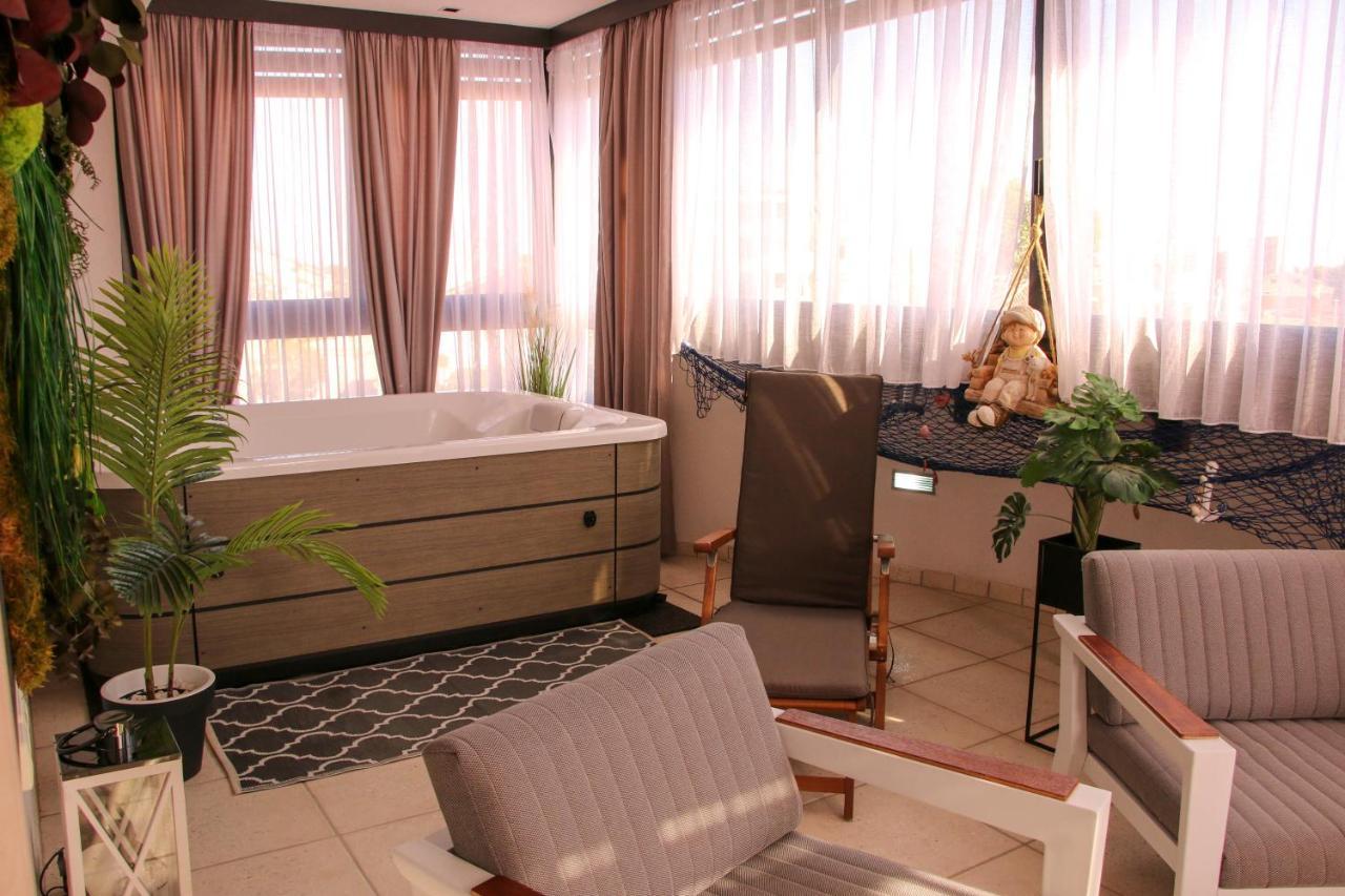 Pula Porta Aurea & Wellness Oasis Apartamento Exterior foto